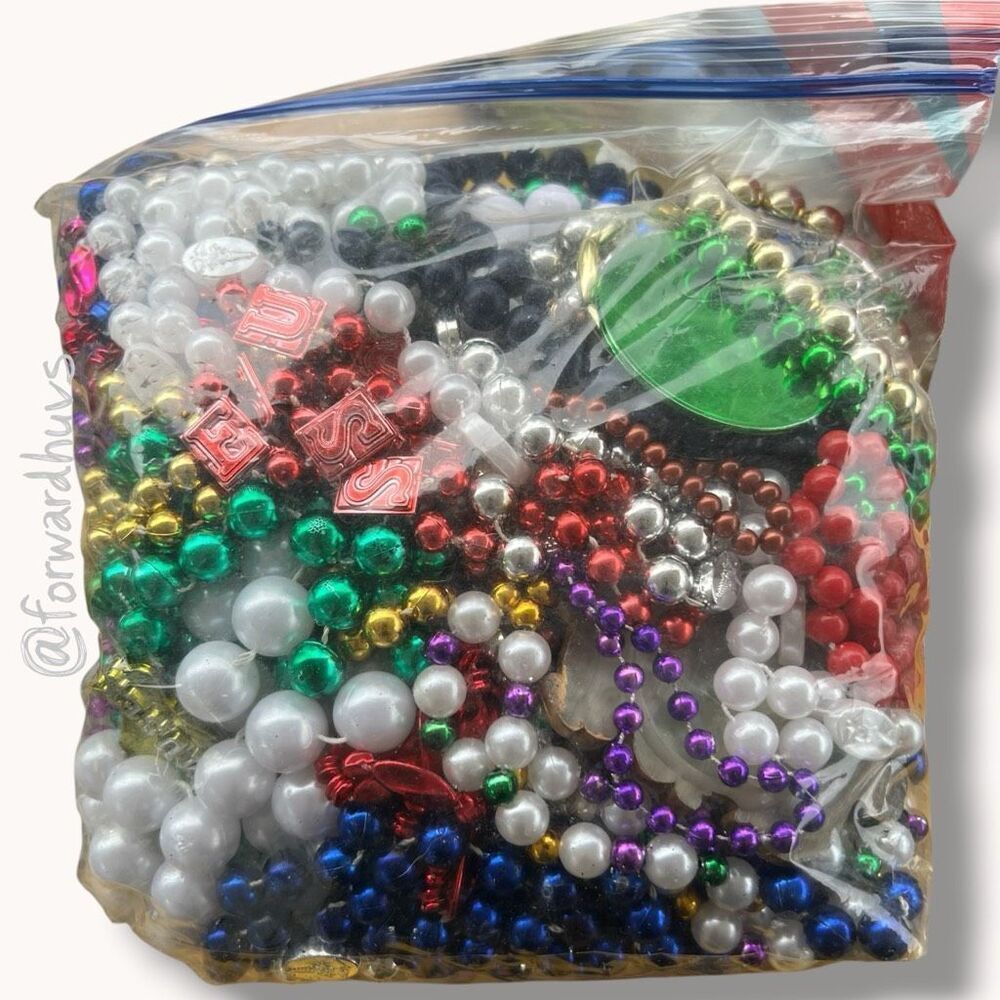 1‑Gallon Bag of Mardi Gras Beads